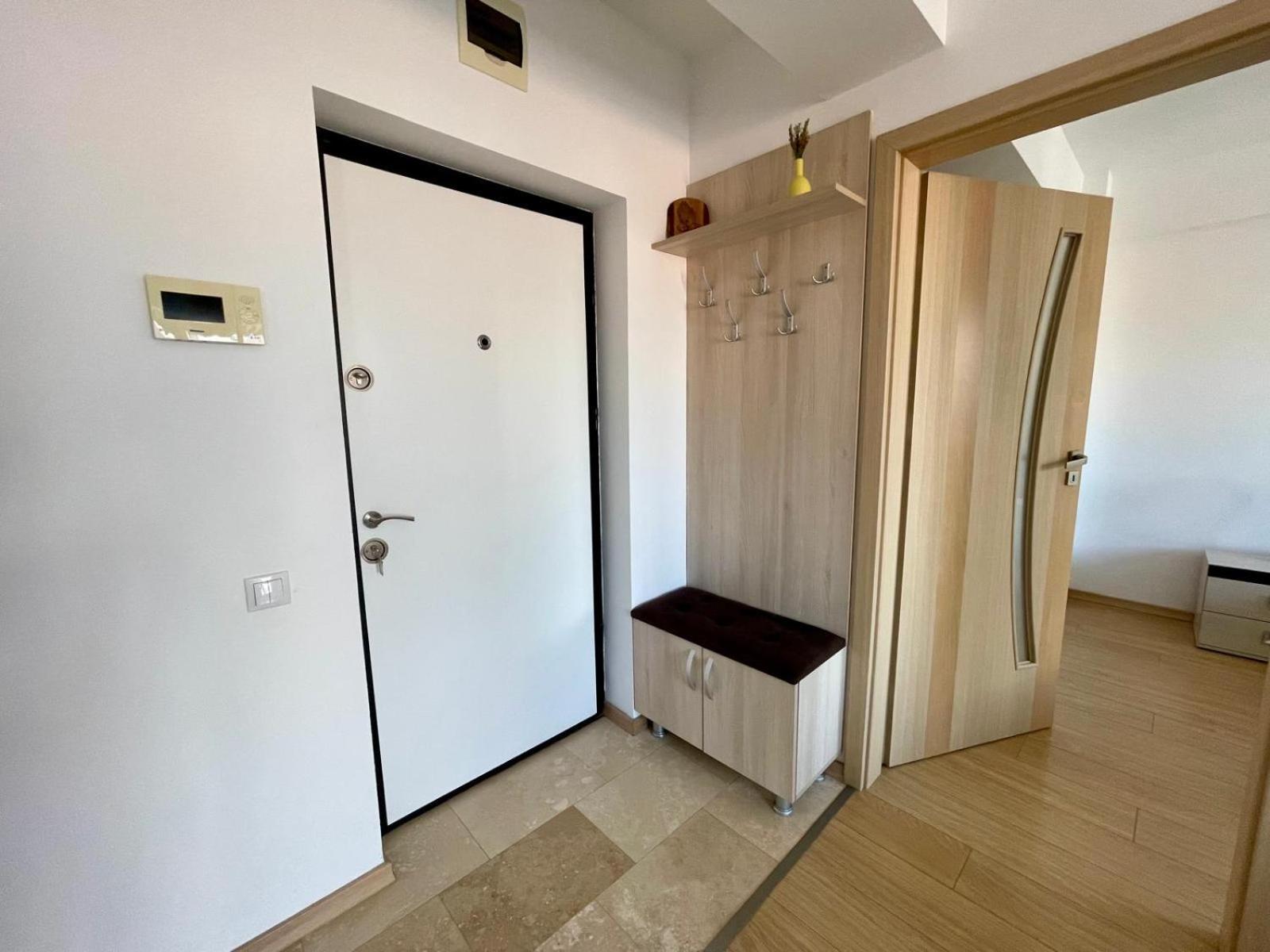 Yamaluxe Apartments - Between The Lakes - Close To Iulius Mall Cluj-Napoca Exterior photo