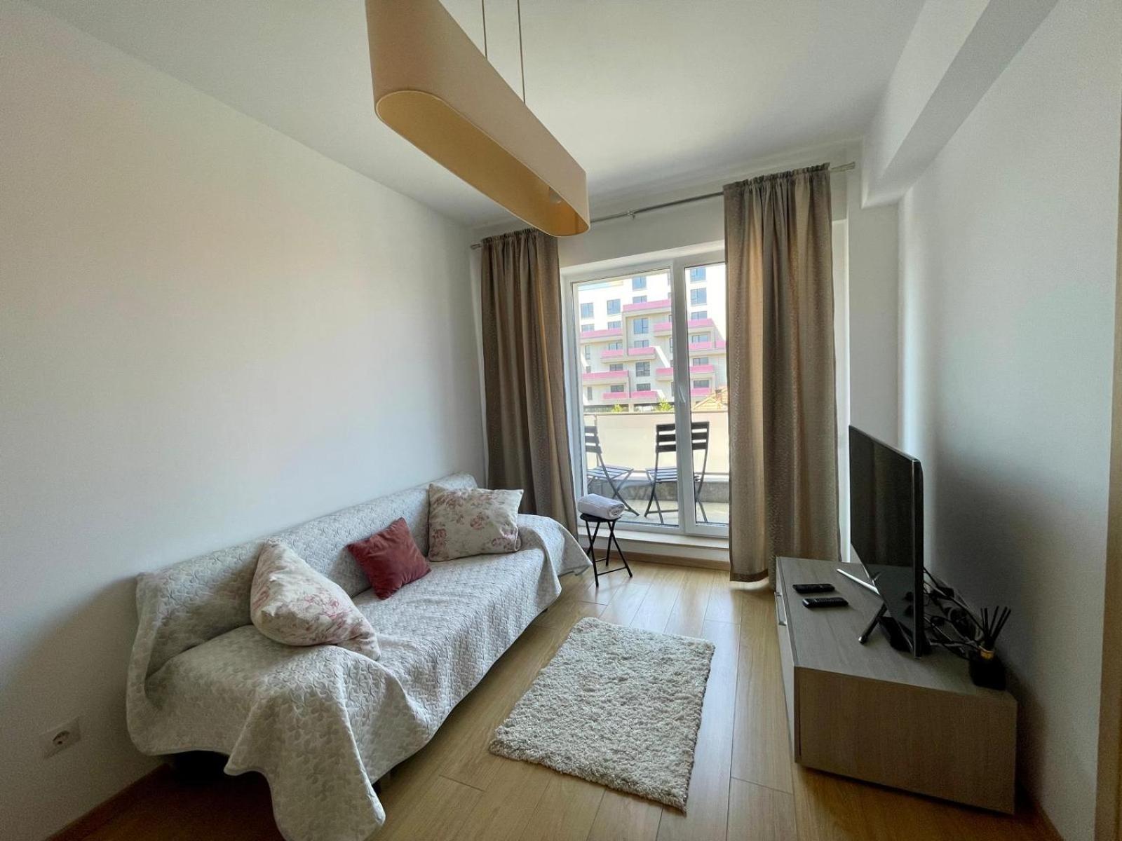 Yamaluxe Apartments - Between The Lakes - Close To Iulius Mall Cluj-Napoca Exterior photo